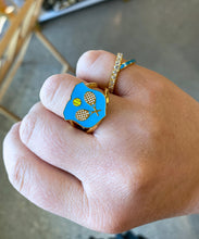 Tennis Crest Ring