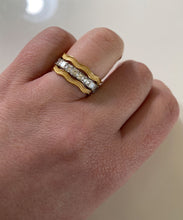 Ric Rac Textured Band